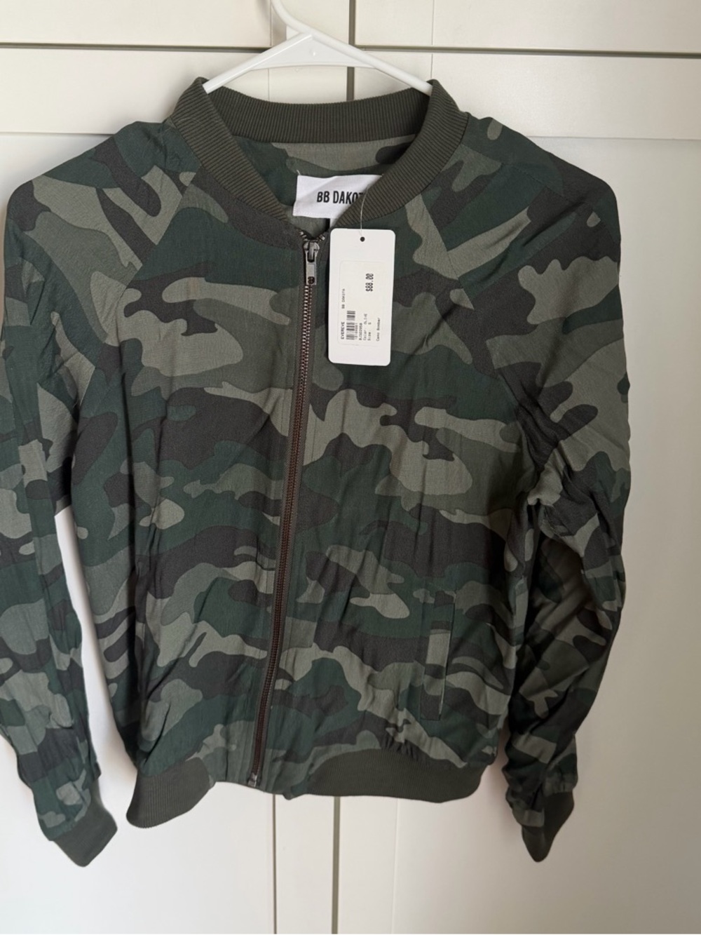 BB Dakota Camo Bomber Jacket in Green